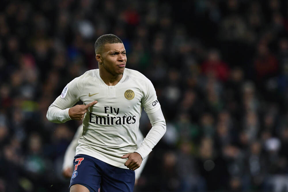 31分54秒完赛，张德顺刷新中国女子10公里路跑最好成绩